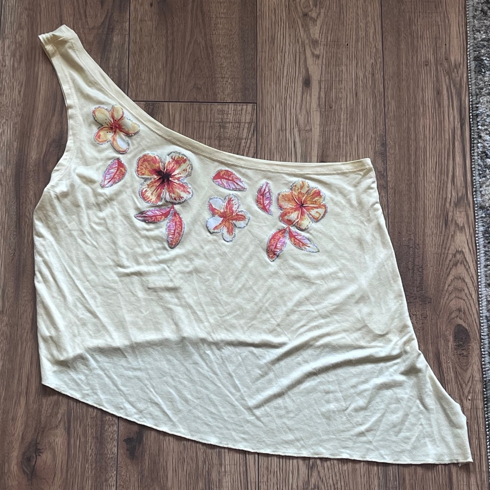 Urban Outfitters yellow graphic tank